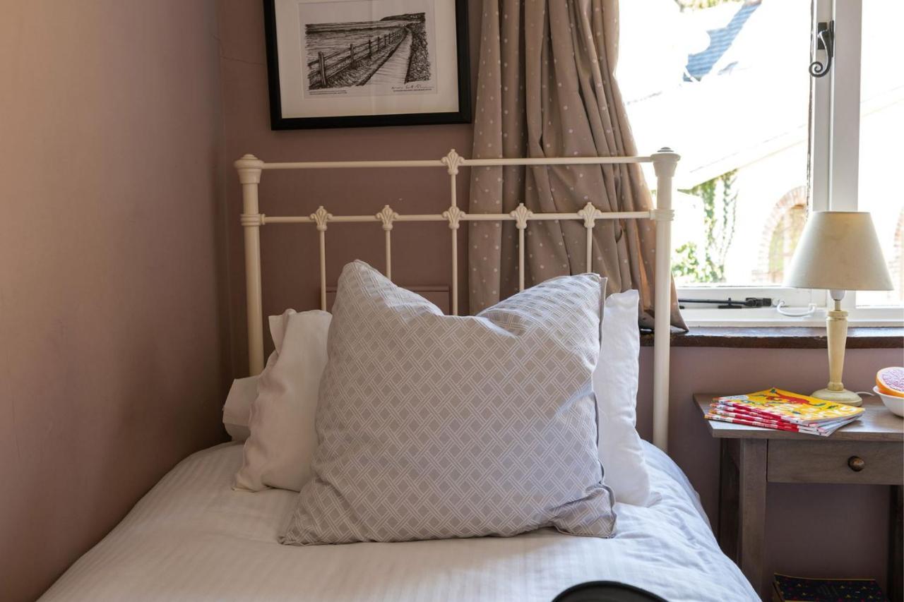 Rosefinch Cottage Ильфракомб Экстерьер фото